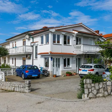 Paradiso 3* Krk Town