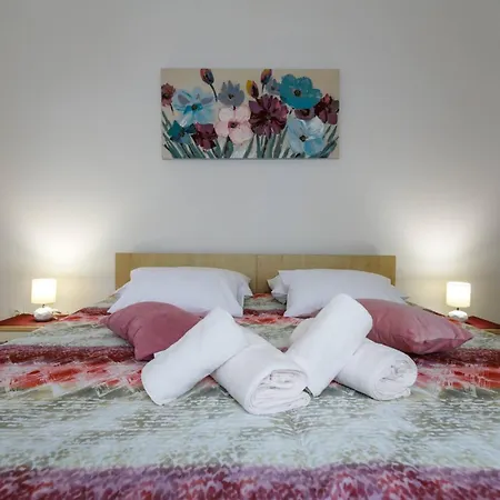 Paradiso Gasthof Krk Town