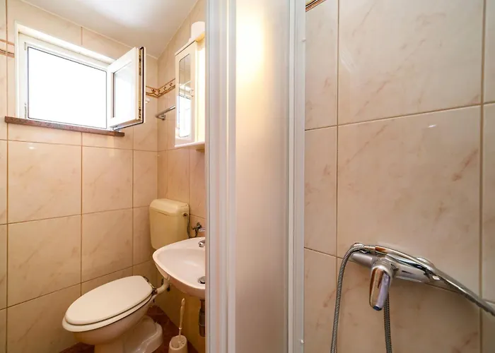 Paradiso Gasthof Krk Town