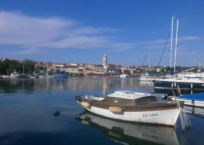 Paradiso 3* Krk Town